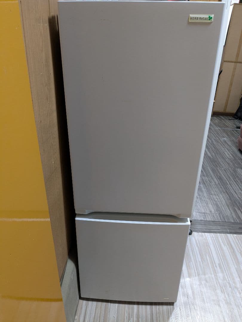 ホワイト 2ドア冷蔵庫45L　YRZ-F15E1 Haier（ハイアール） 2ドア冷凍冷蔵庫 JR-F15KS(W) : ケーズデンキ