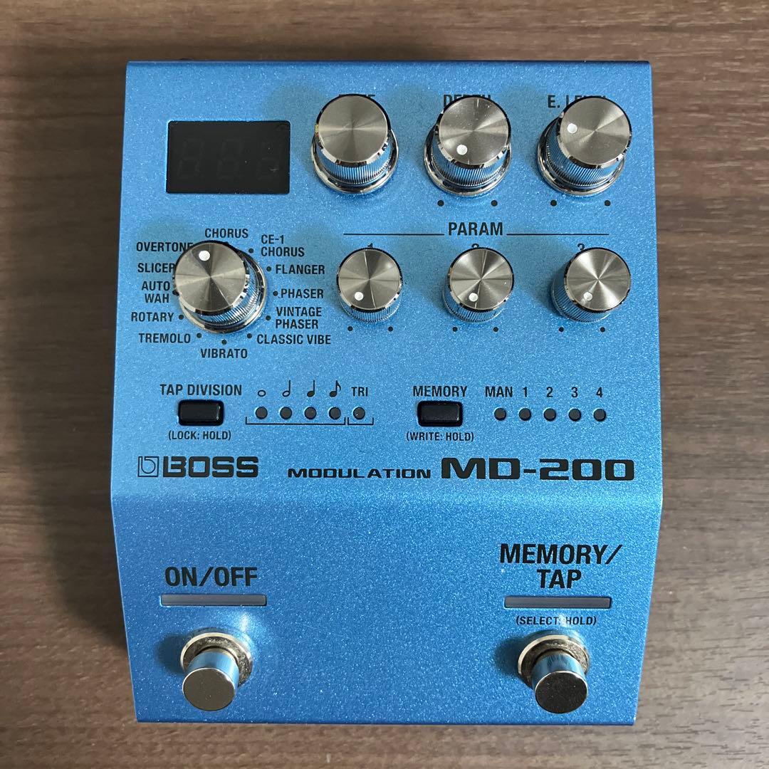 ギター Boss MD-200