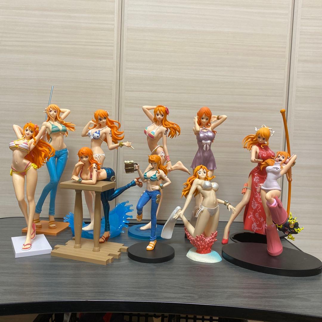ワンピース・ナミ12体まとめ売り