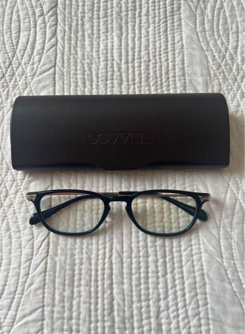 オリバーピープルズ　オーバル型メガネ ブラック
