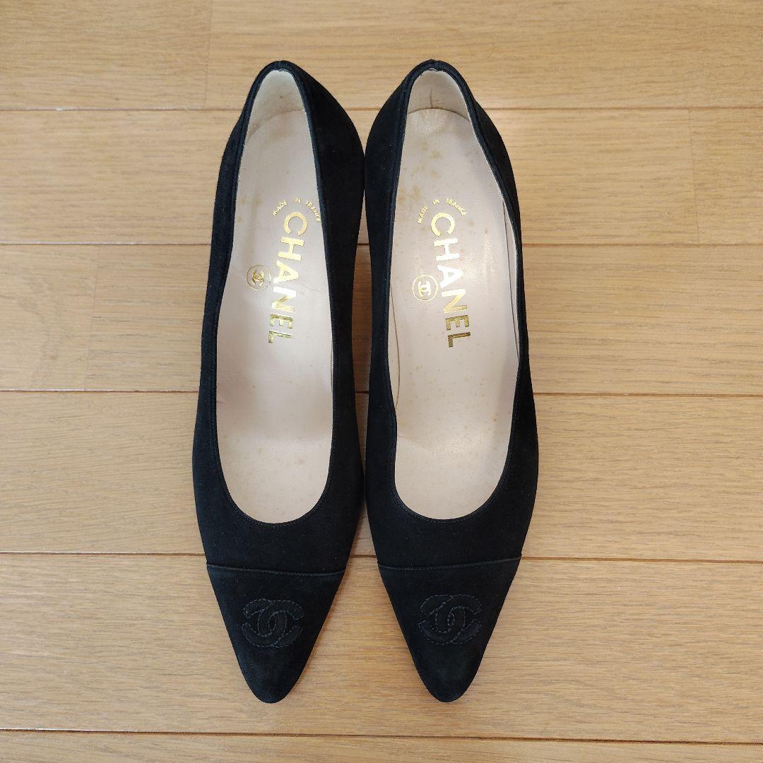 CHANEL ブラック スエード パンプス 中古・古着通販】CHANEL (シャネル) スウェードパンプス ブラック