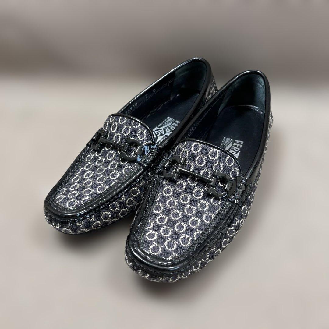 フェラガモ　ガンチーニ　ローファー Salvatore Ferragamo (サルヴァトーレフェラガモ) レザー ガンチーニ