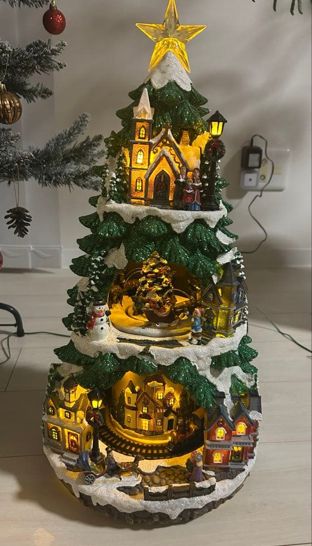 コストコ　クリスマスツリー　置物