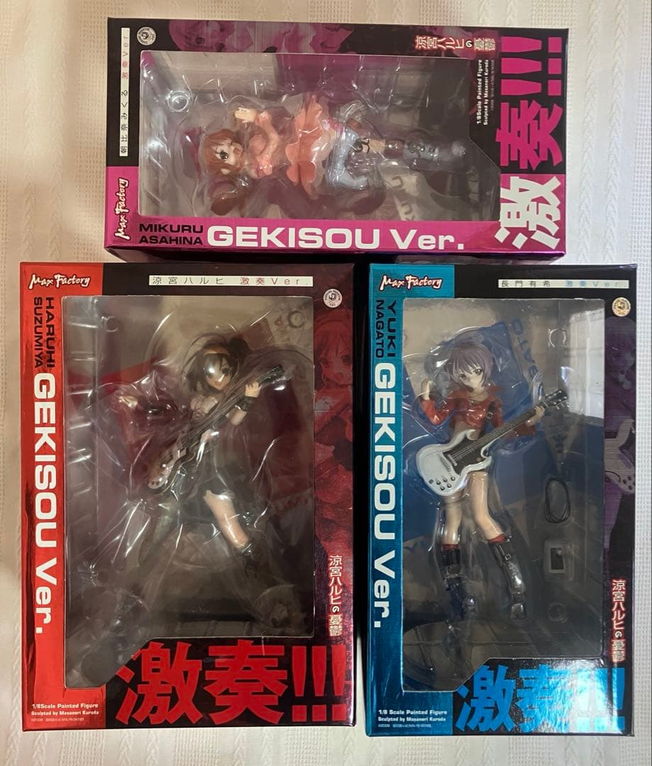 涼宮ハルヒ・長門有希・朝日奈みくる／激奏！！！／フィギュア 41lzWKnJE8L._AC_UF350,