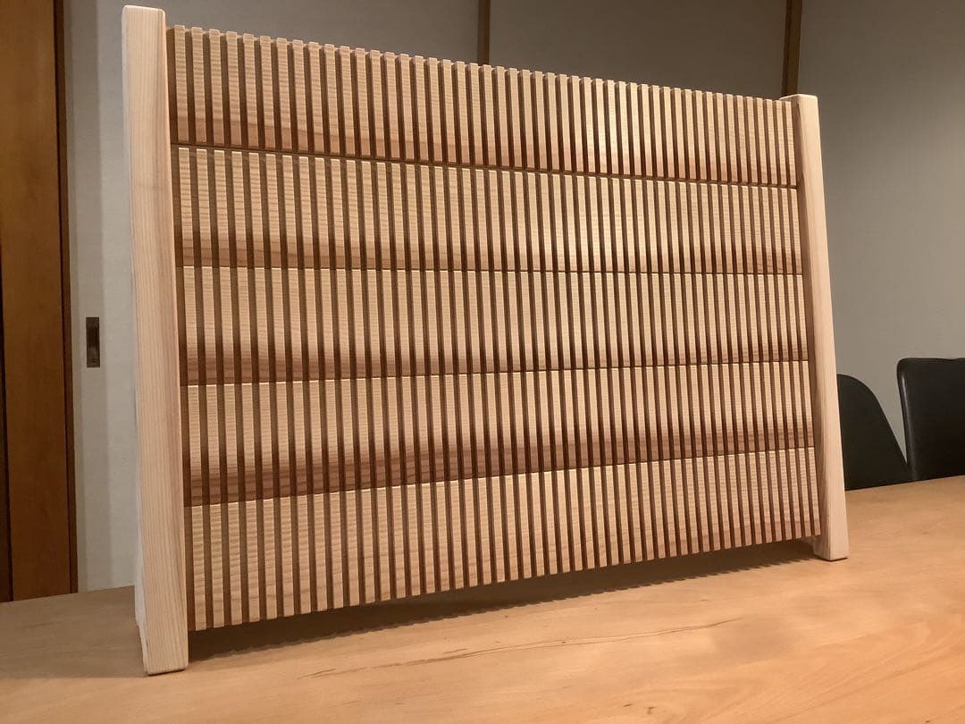 杉スリットパネル