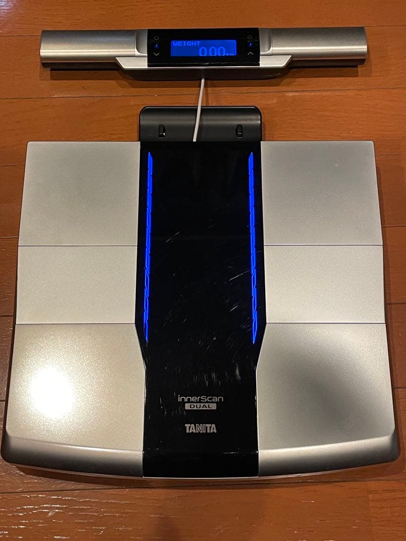 N*i様 タニタ Innerscan Dual 体重計 200kg デュアルタイプ体組成計 インナースキャンデュアルRD-908/909 | タニタ