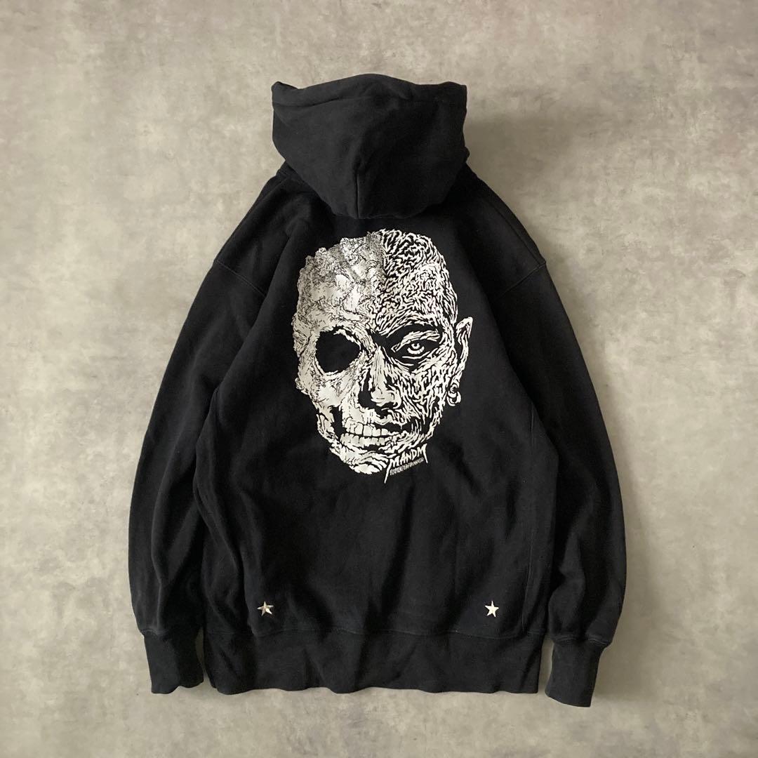 M&M × MASSES SWEAT HOODED