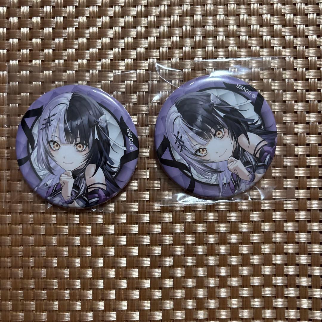 ホロライブ 6th シオリ・ノヴェラ CANバッジ 2点セット - メルカリ