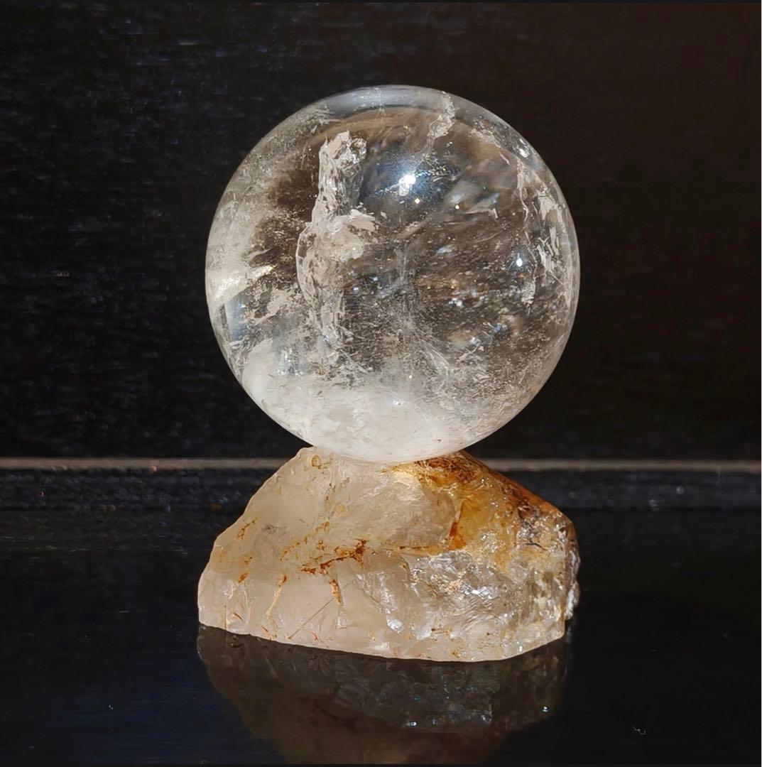 貫入、内包あり幻の水晶山梨県乙女水晶丸玉41mm 山梨県乙女水晶丸玉25㎜ | KOUSHUYA