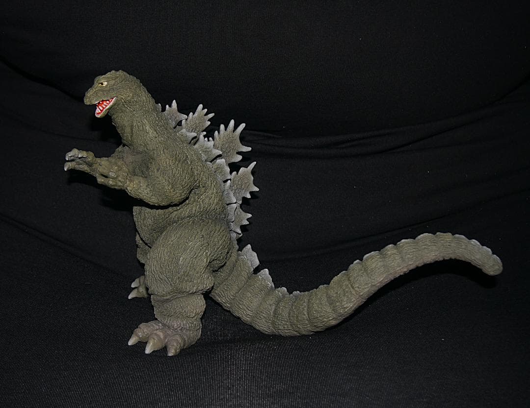 海洋堂　ゴジラ フィギュア