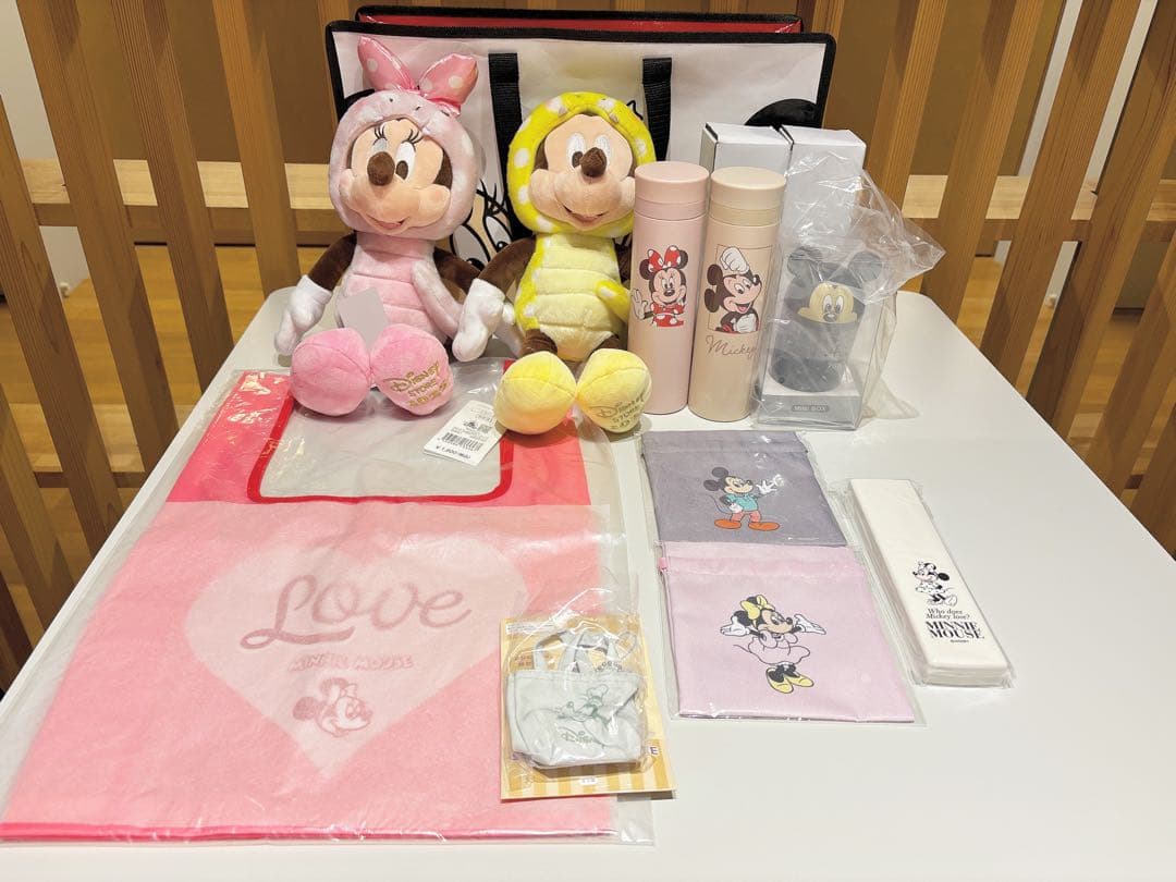 ディズニーストア　ラッキーバッグ　干支ぬいぐるみ　ミッキー　ミニー　巳年　11点