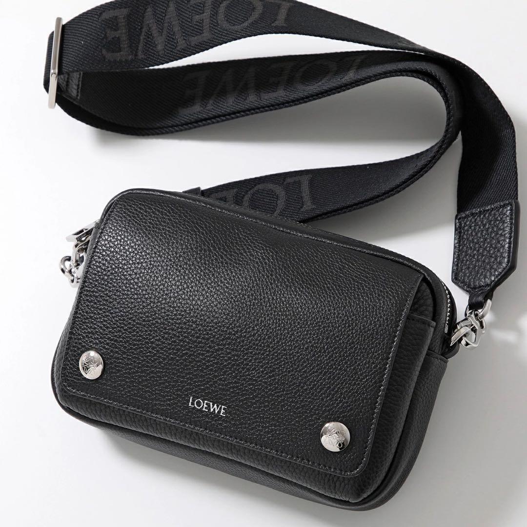 loewe pebble messenger ペブルメッセンジャー カメラバッグ