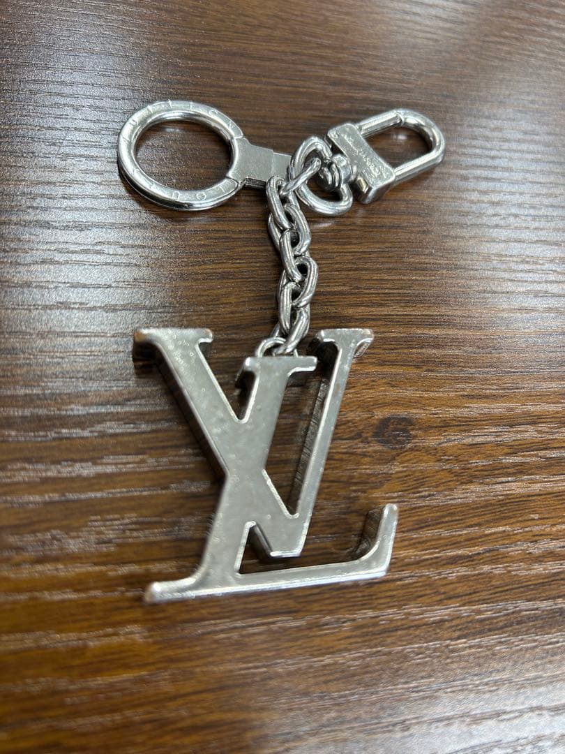 LV ルイ・ヴィトン　キーリング