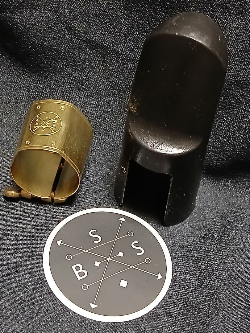 テナーサックス　リガチャー　ハードラバー用　Boston Sax 超美品 サックス リガチャー｜ダニエル・ボナード テナーサックスリガチャー