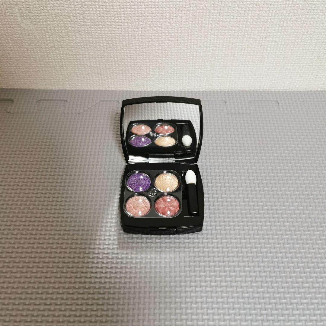 CHANEL　レ キャトル オンブル ブトン 239 ブトン バロック