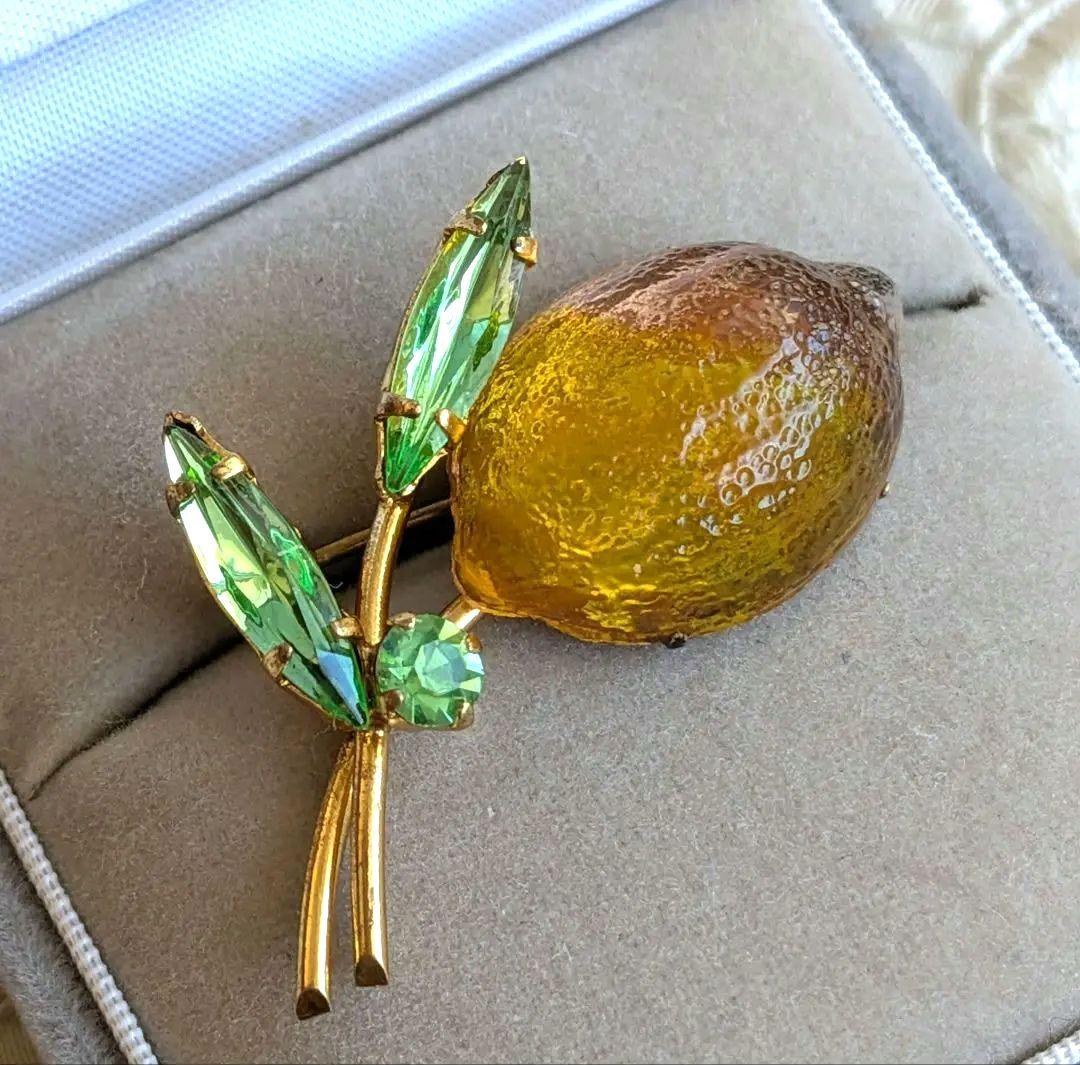 【訳あり】AUSTRIA製 フルーツガラス レモン ブローチ ヴィンテージ