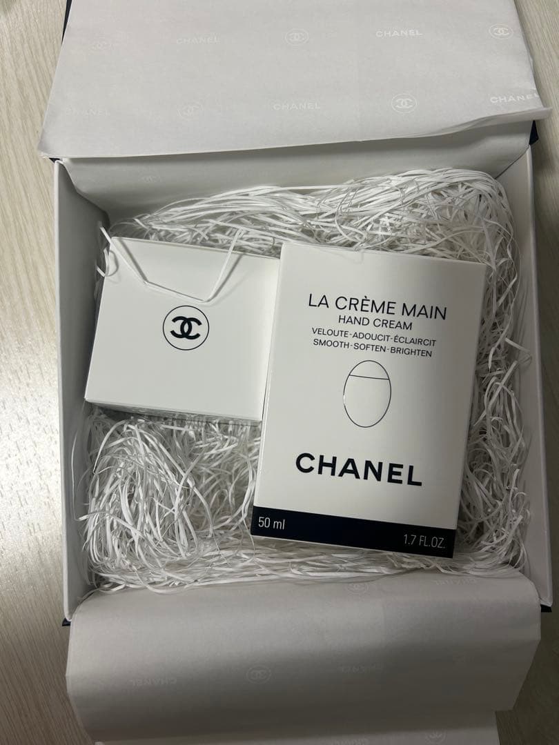 CHANEL ハンドクリーム　リップバーム