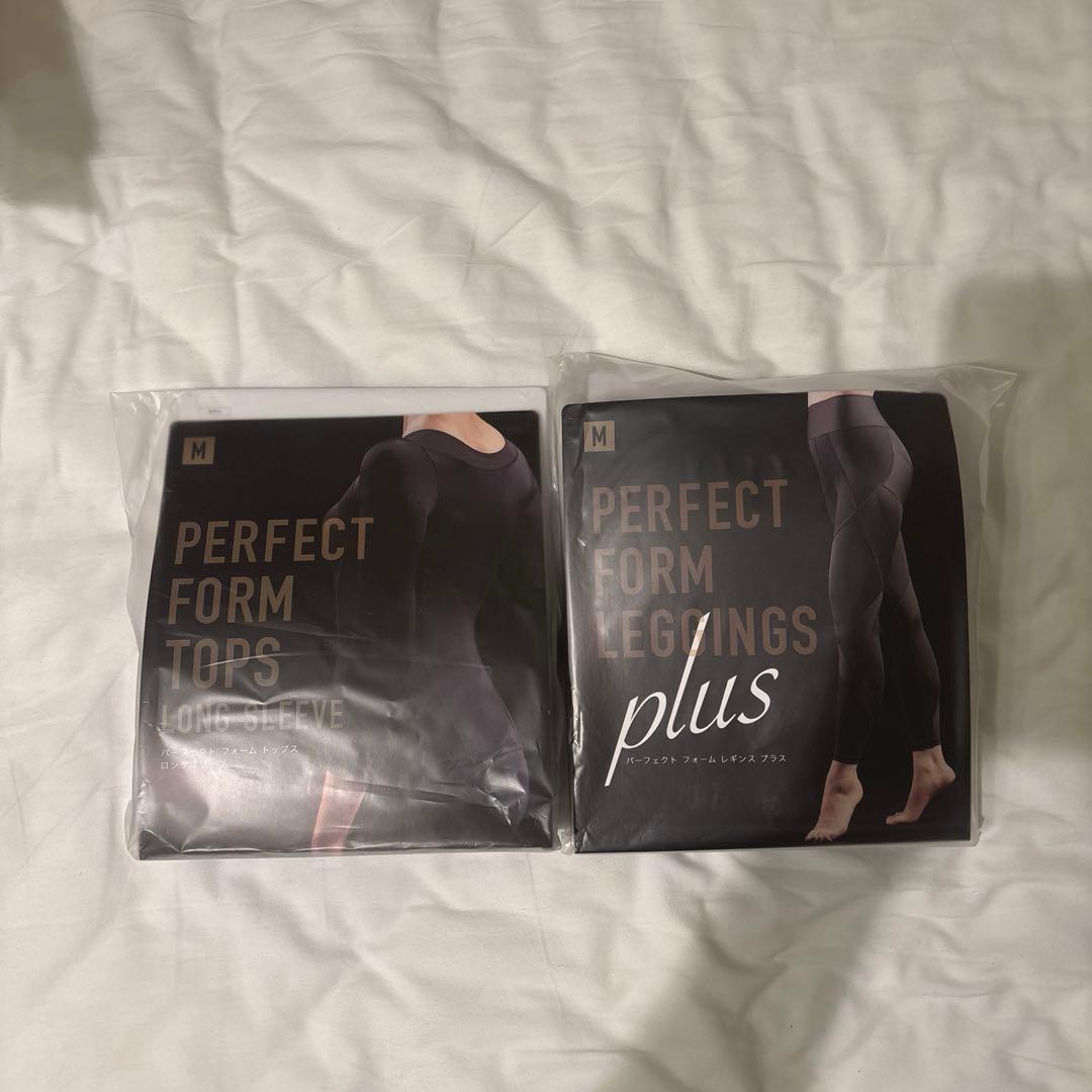 LAVA パーフェクトフォームトップス、レギンス セット　Mサイズ LAVA】パーフェクトフォームレギンス(L): ヨガウェアLAVA公式