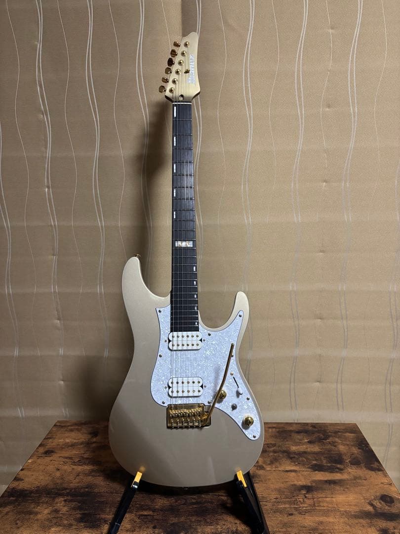 ギター Ibanez KRYS10 Scott LePage Signature Ibanez KRYS10 Scott LePage Signature in Gold – nafiriguitar.com