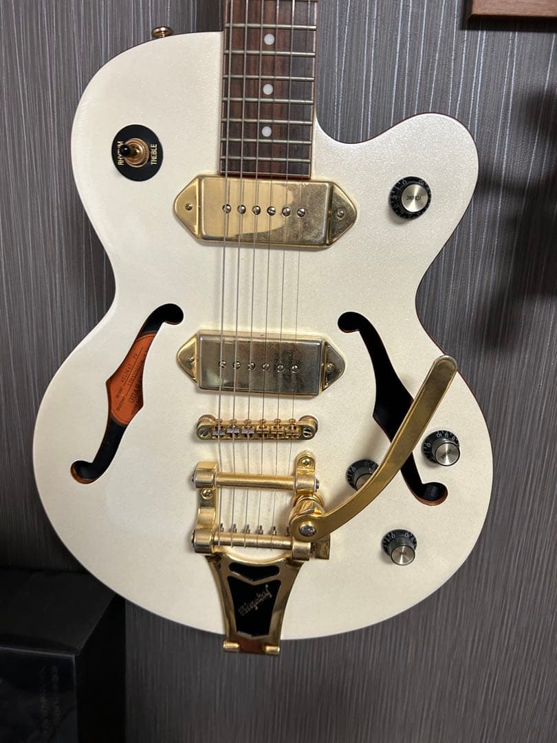 値下げ！Epiphone　エピフォン　 Wildkat（ワイルドキャット　ギター Amazon | Epiphone Wildkat Royale Pearl White ワイルドキャット
