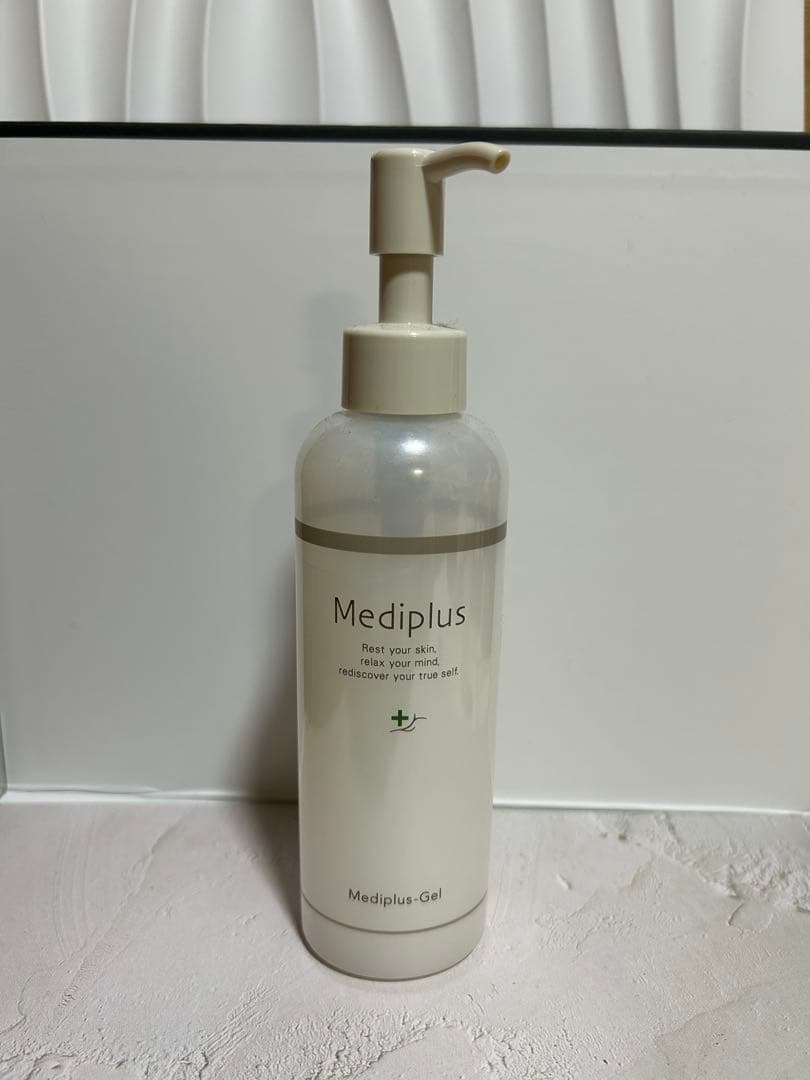 メディプラスゲル Mediplus Gel 180g - メルカリ