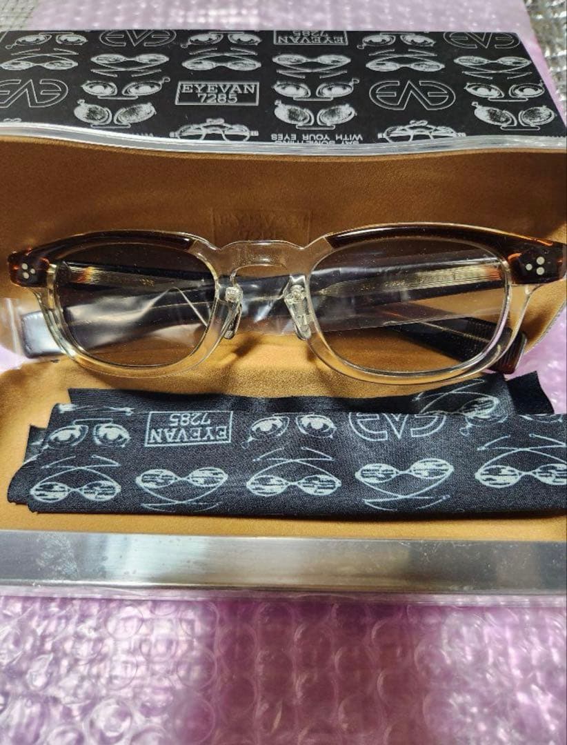 EYEVAN7285 351 c.353　GREY RED MIRROR付き