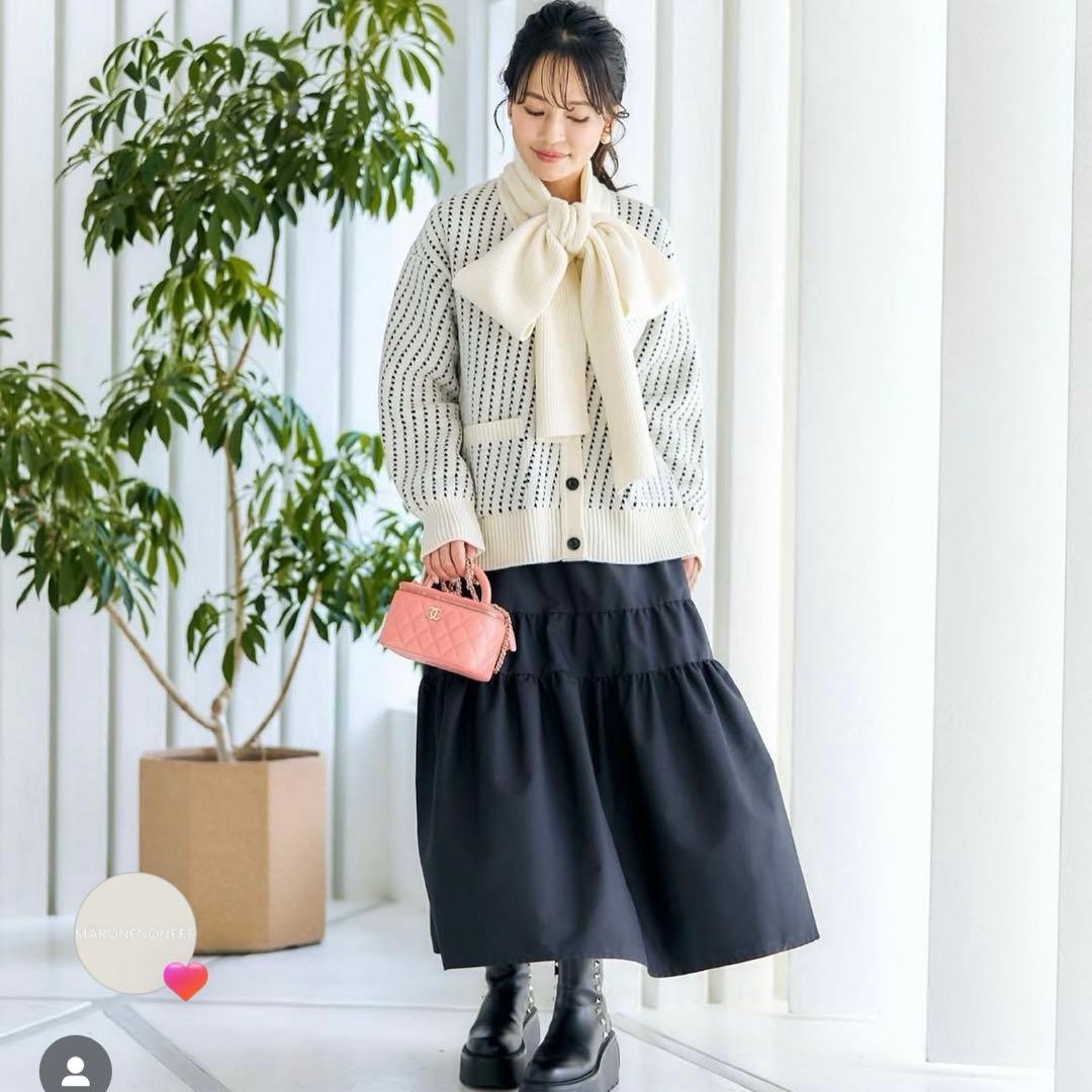 【新品同様】　マーロンエノンフィ　タイ付き　カーディガン　ニット　セーター