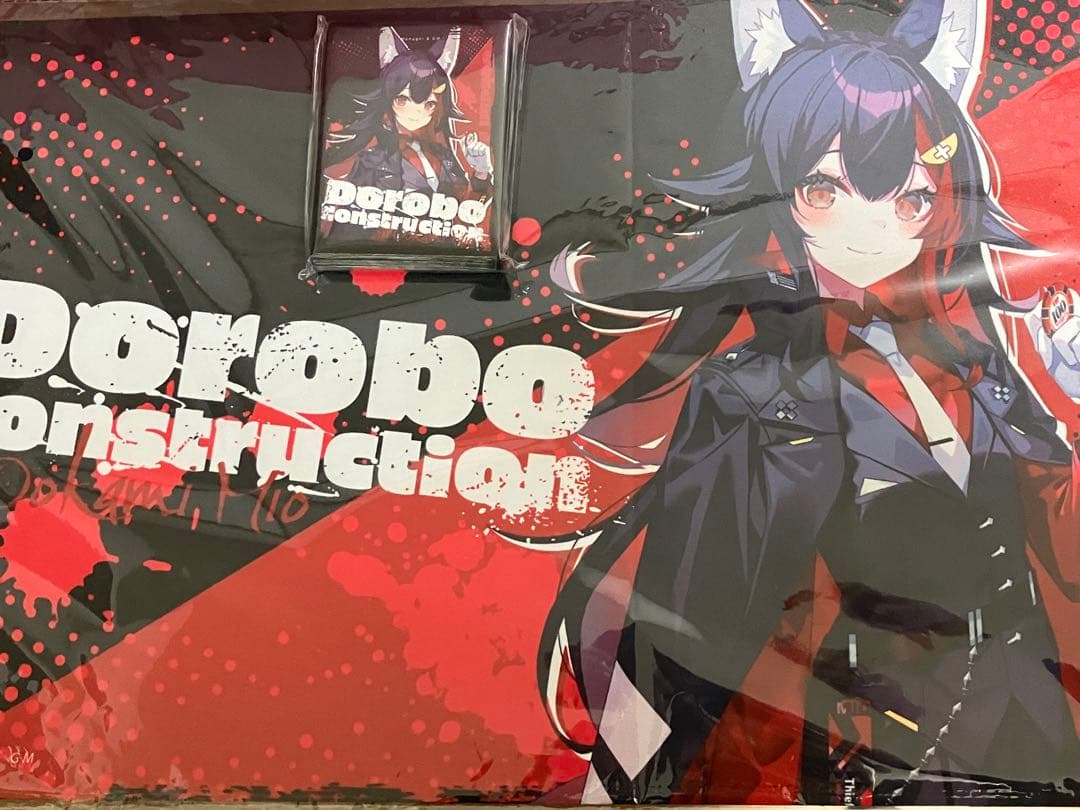 混沌の女神様　ホロライブ　スリーブ　プレイマット　泥棒建設　大神ミオ