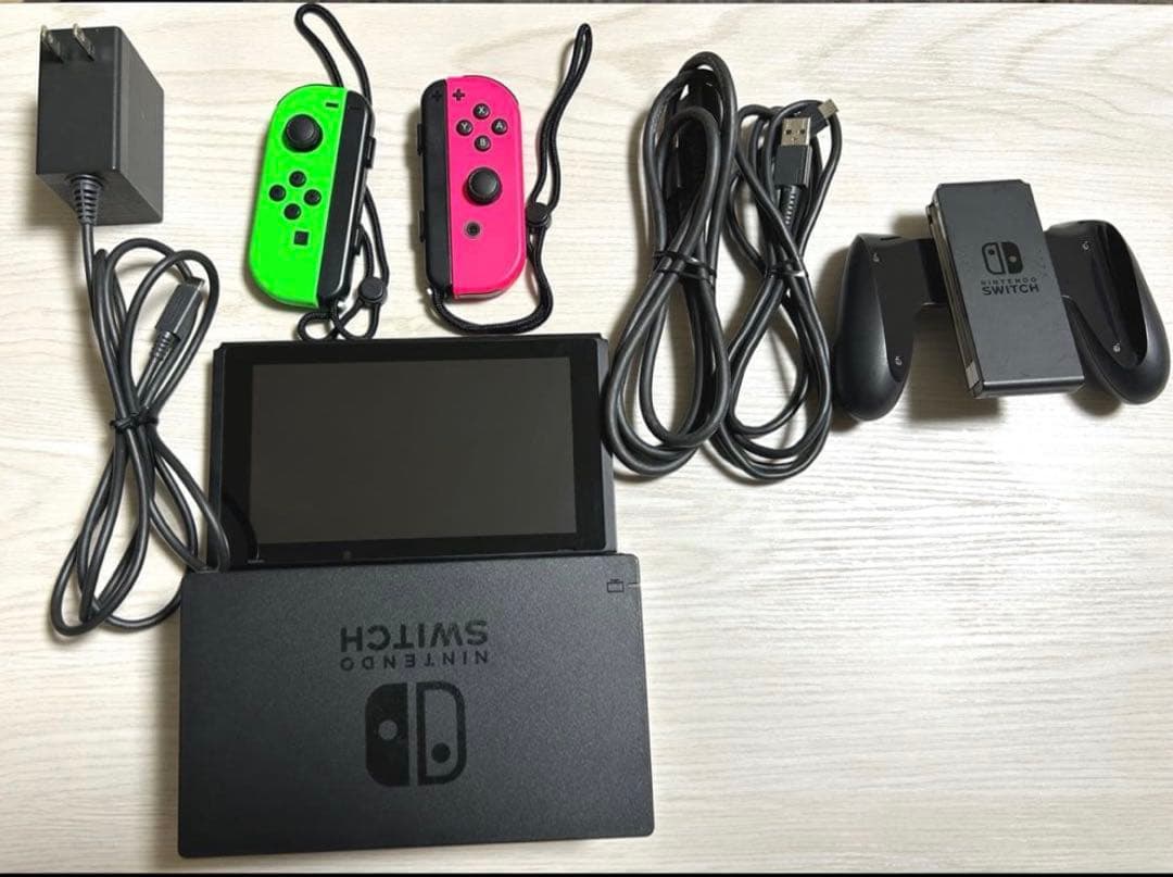 Nintendo Switch 本体 付属品あり　ネオンピンク/ネオングリーン