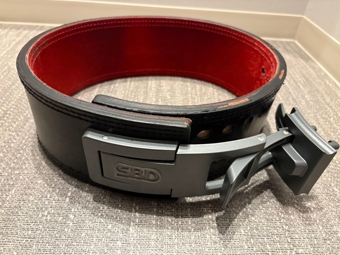 SBD パワーリフティングベルト 黒赤13mm Mサイズ SBD パワーベルト 黒/赤 M 13mm パワーリフティングベルト - メルカリ