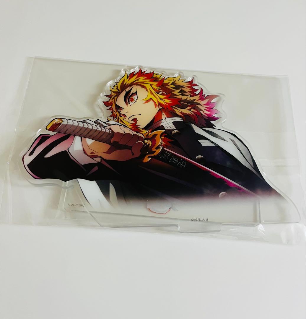 鬼滅の刃　無限列車編　キービジュアル　アクリルスタンド　煉獄杏寿郎 GOODS | 『鬼滅シアター -「鬼滅の刃」特別編集版 劇場上映-』｜4月4日