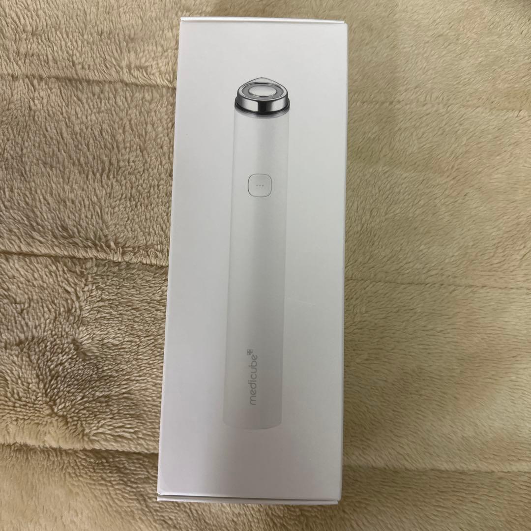 メディキューブ 美顔器 medicube AGE-Rブースタープロミニ ホワイト