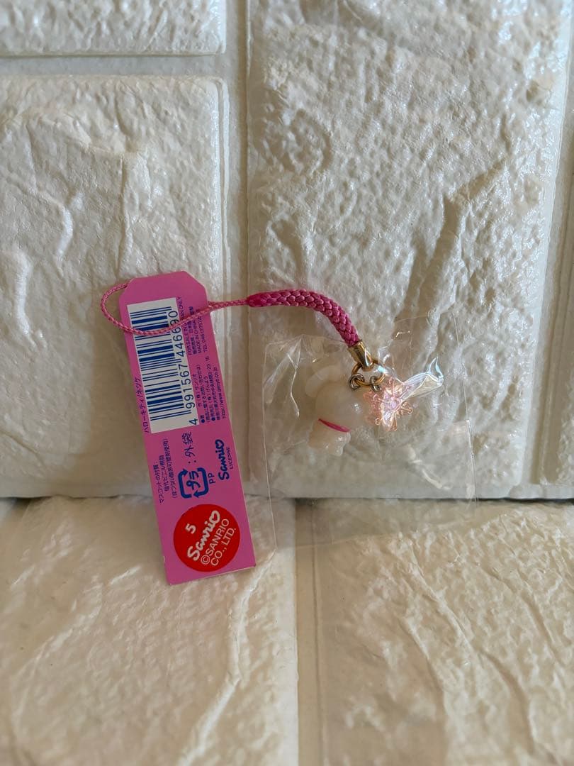 希少 ご当地キティ【北海道限定】4点セット 雪うさぎ 根付 ファスナー