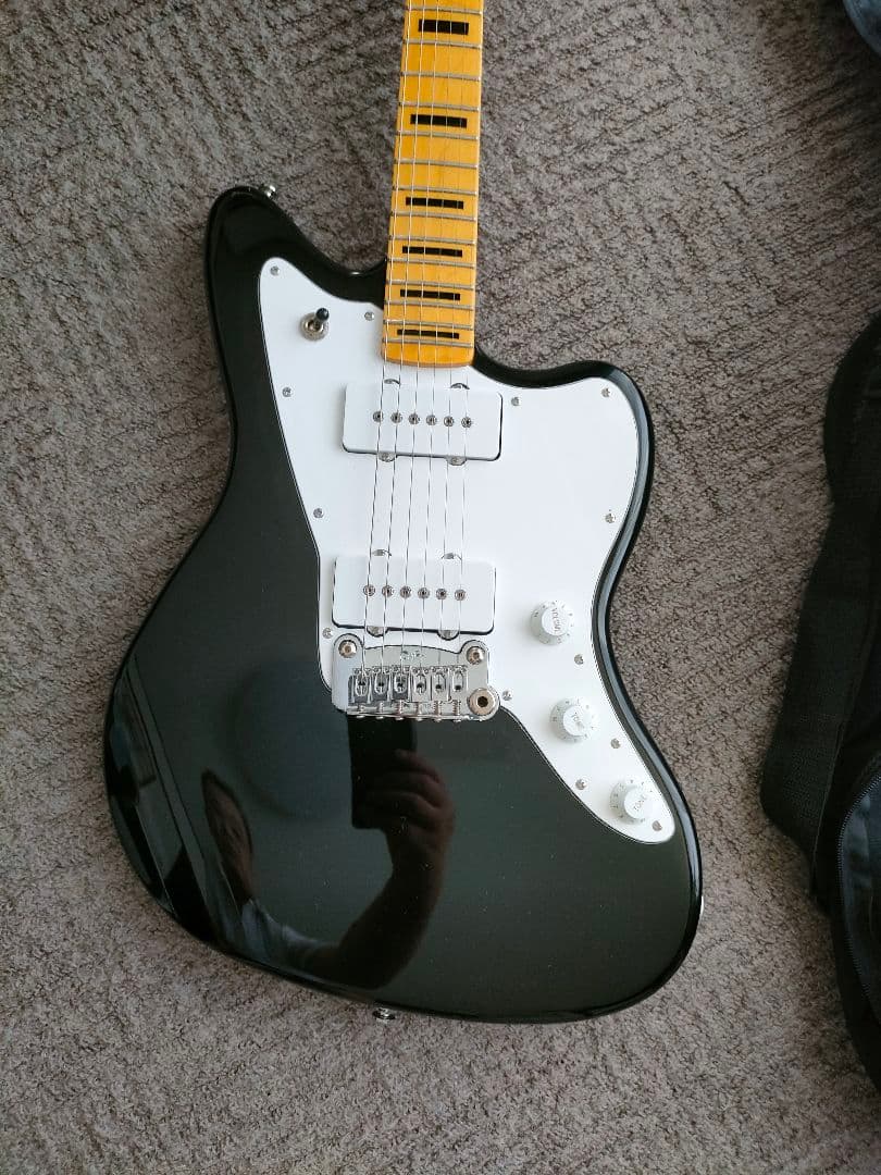 Ｇ＆Ｌ　　ＴＲＩＢＵＴＥ　ＤＯＨＥＮＹ ほとんど新品です。