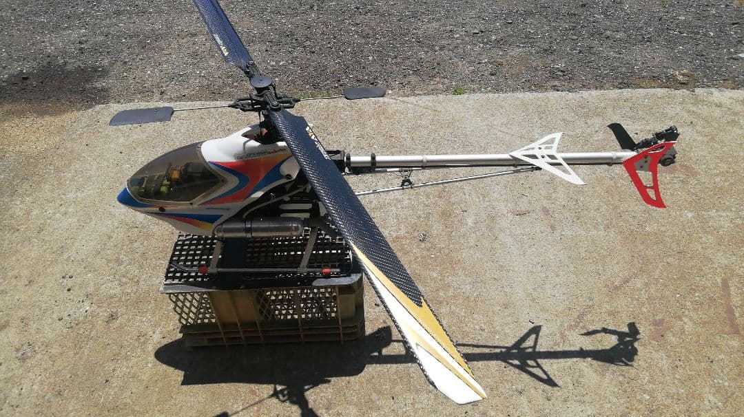 ヒロボー　シャトルスカディ　Evo　フタバT8J HIROBOのラジコン「シャトルスカディエボリューション」入荷しました