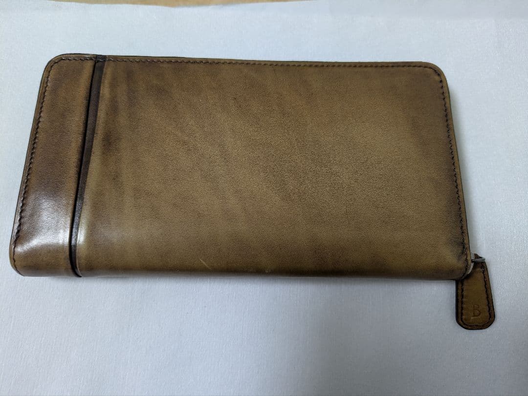✨極美品✨ベルルッティ　ガスパール　ラウンドジップ長財布　レザー　ブラウン