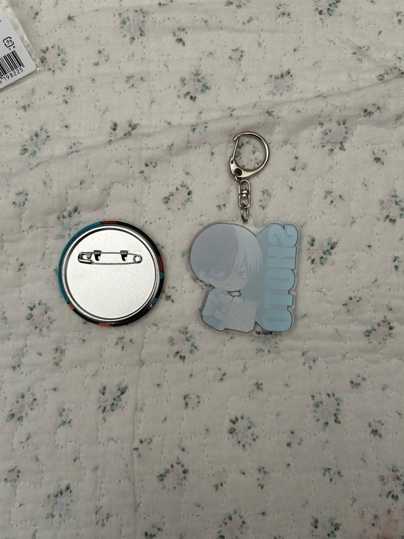 轟焦凍 アクリルキーホルダー バッジ セット - メルカリ