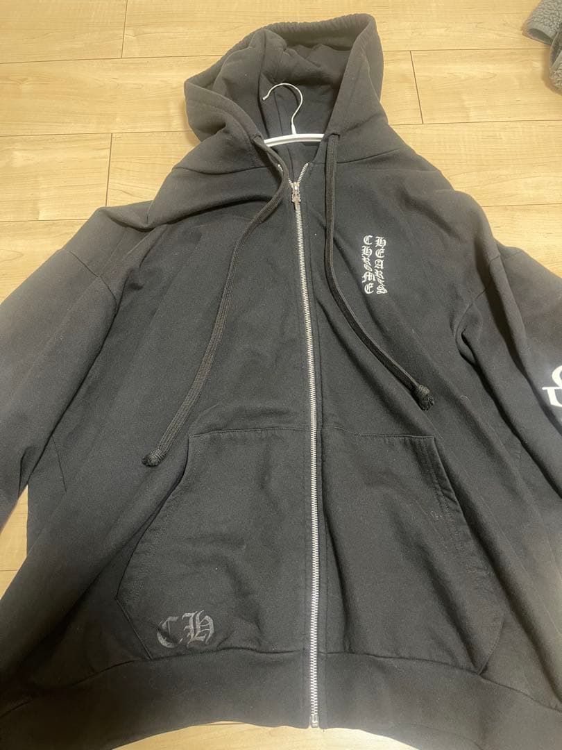 CHROME HEARTS ジップアップパーカー