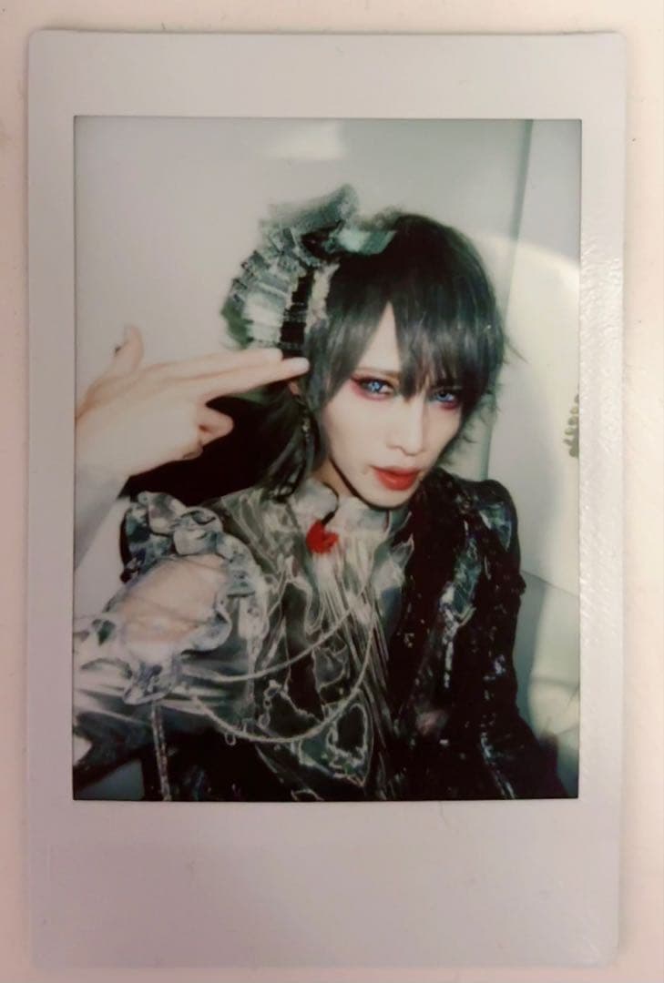 2*3様 水田魔梨さんバースデー12/30当日チェキ 0.1gの誤算 0.1gの誤算 水田魔梨 過去チェキ_3 - メルカリ