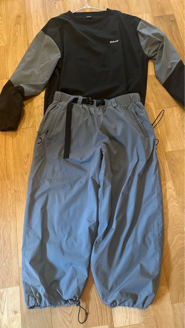 MAHF スノボウェア　メンズ　レディース セットアップ