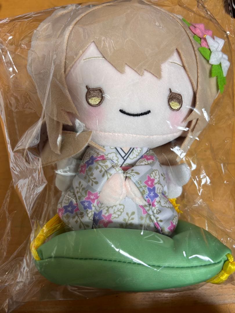 ブルーアーカイブ　ぬいぐるみ（ナギサ）