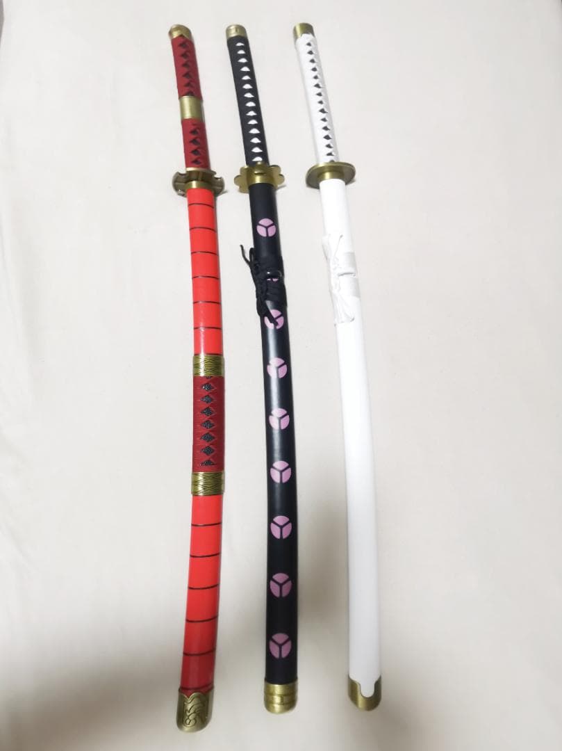 ONE PIECE ロロノア・ゾロ 和道一文字 秋水 三代鬼徹 金属製 居合刀