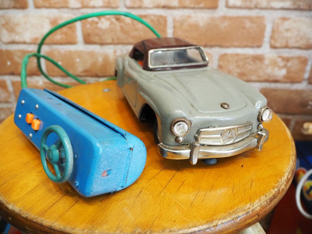 ブリキ　電動リモコン【メルセデスベンツ190SL】動作品　レトロジャンク24cm