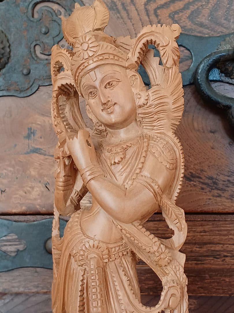 【仏像】弁財天　木彫　白檀　インド　仏教美術　骨董　アンティーク