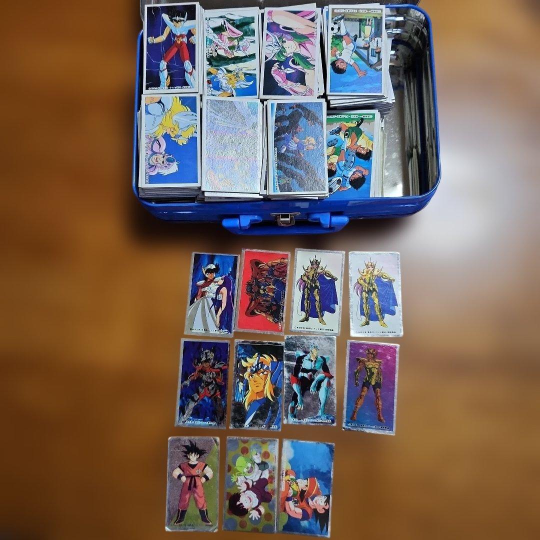 1980年代『聖闘士星矢、ドラゴンボール、他』の当時物アイテムである「メンコ」 1980年代『聖闘士星矢、ドラゴンボール、他』の当時物アイテムである