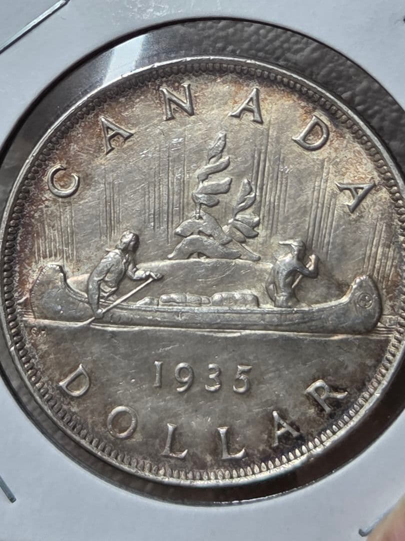 カナダ連邦　ジョージ5世　1 ドル銀貨　1935 C4BCKEMCQAY5JECOARGBFGHV.jpeg