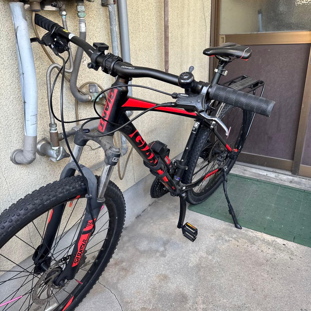 GIANT マウンテンバイク レッド/ブラック 人気のマウンテンバイク 「 ATX 」と「 TALON 2 」 どちらにします