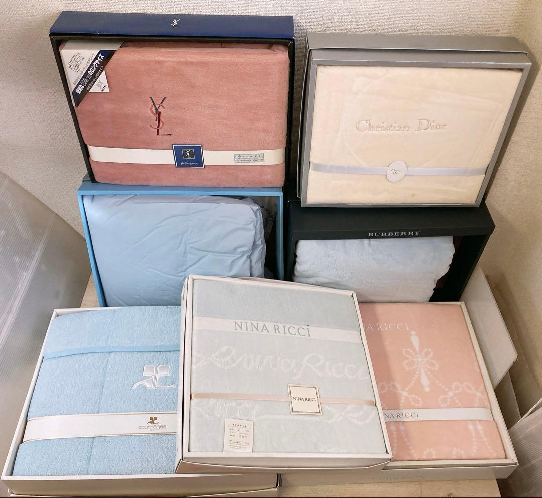 る*♪様 ブランド寝具まとめ★バーバリー イヴ・サンローラン ディオールなど 自