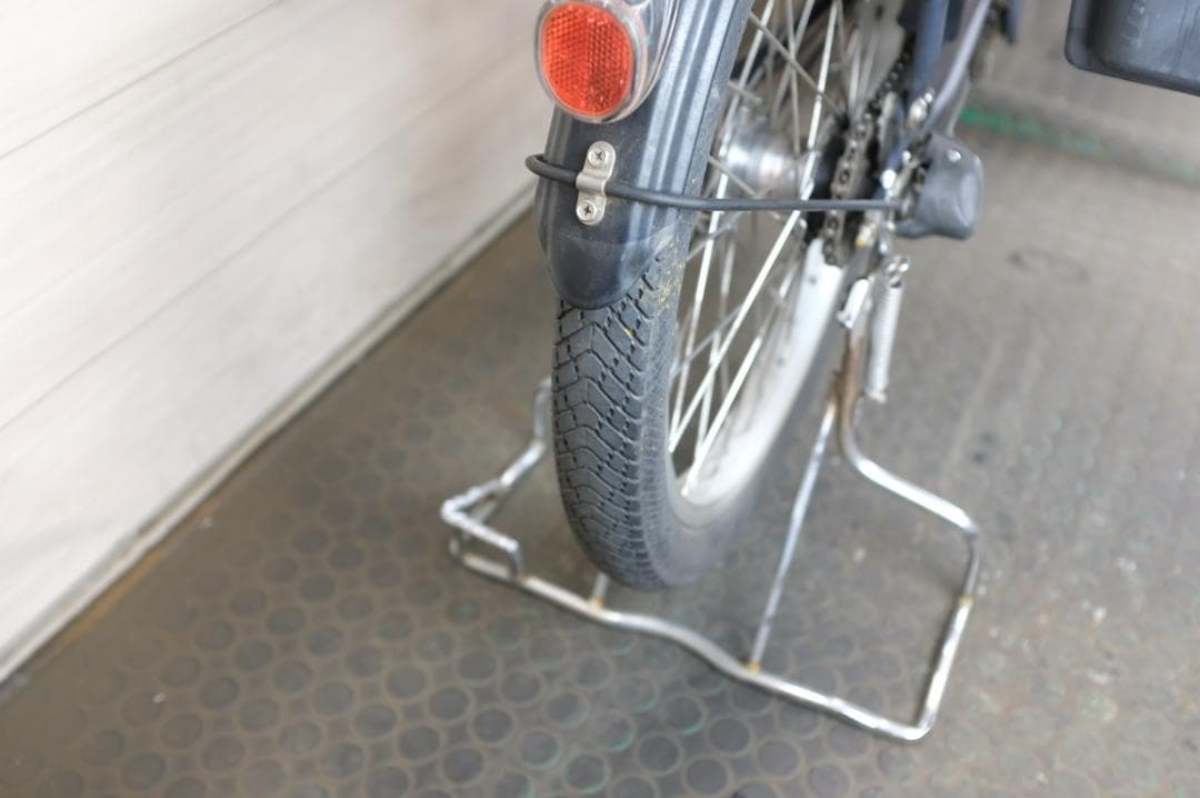 二*輪様 高年式パナソニック ギュット　　20インチ　3段　8.0Ah（4点灯）