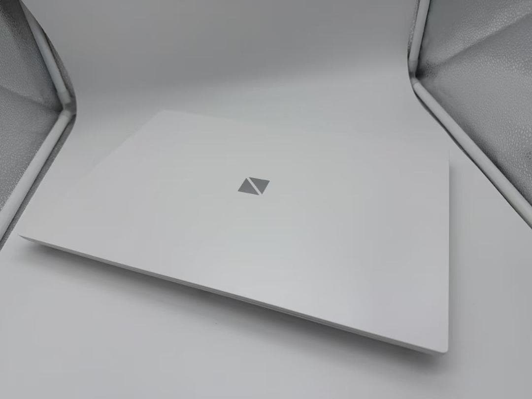 超美品 NEC 第十世代 i7 16GB 新品SSD+HDD Office付き